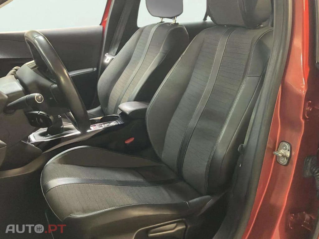 Peugeot 208 1.2 PureTech Allure