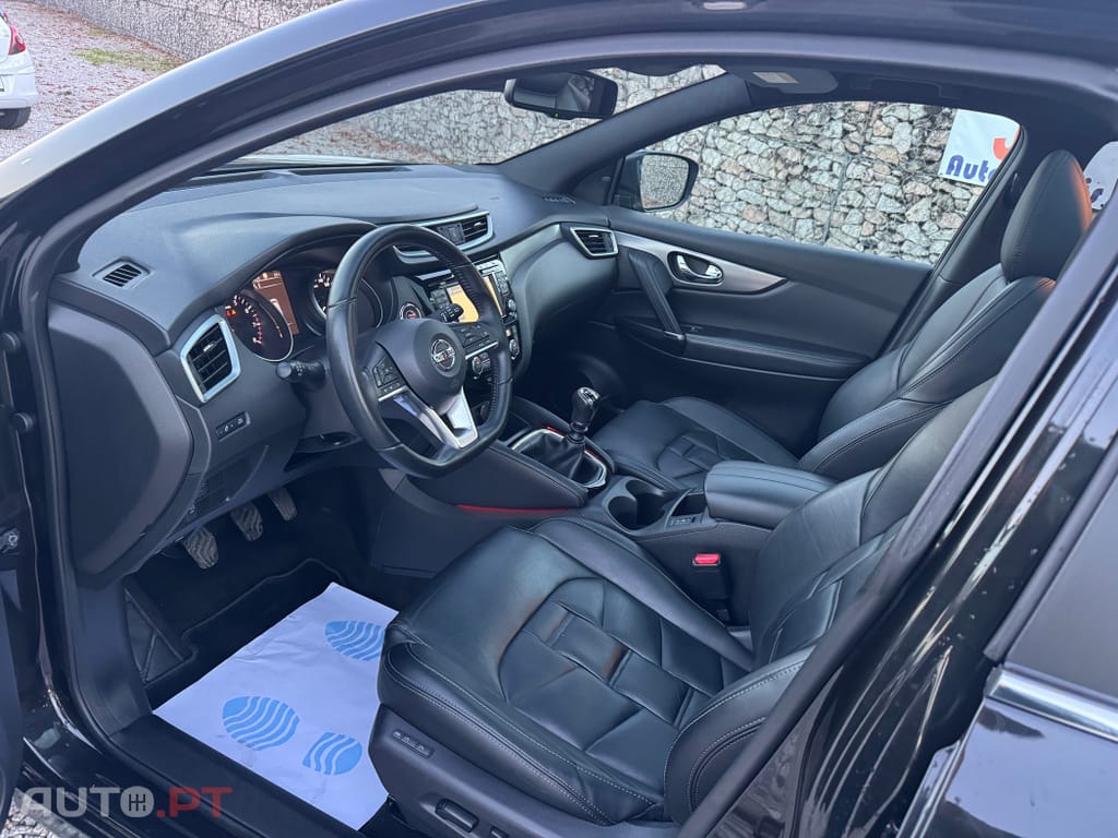 Nissan Qashqai 1.2 DIG-T Tekna Premium