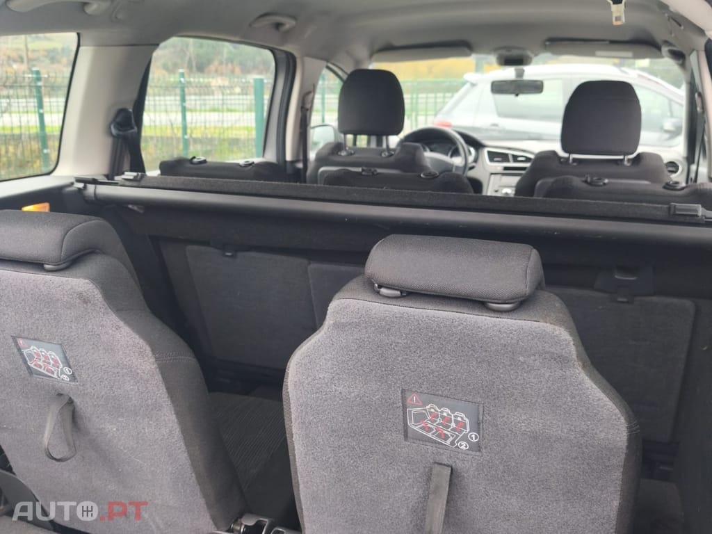 Peugeot 5008 1.6 HDi Allure