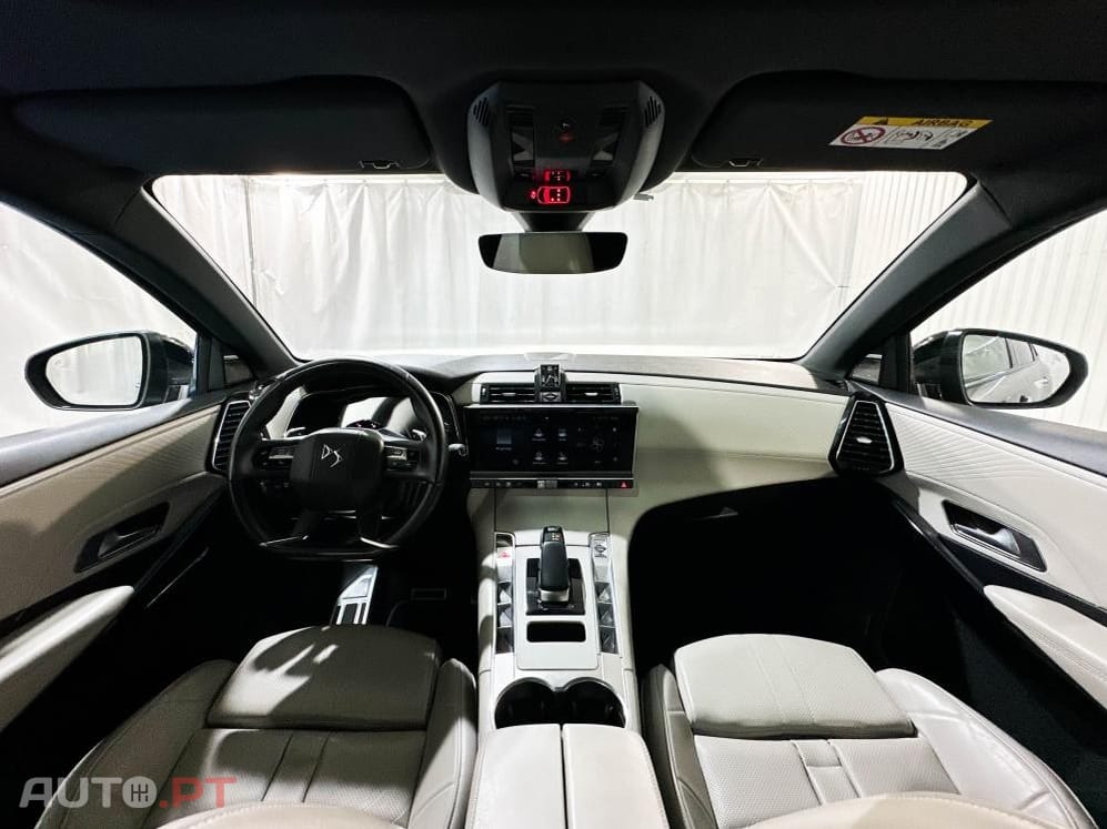 DS DS7 Crossback E-TENSE OPERA