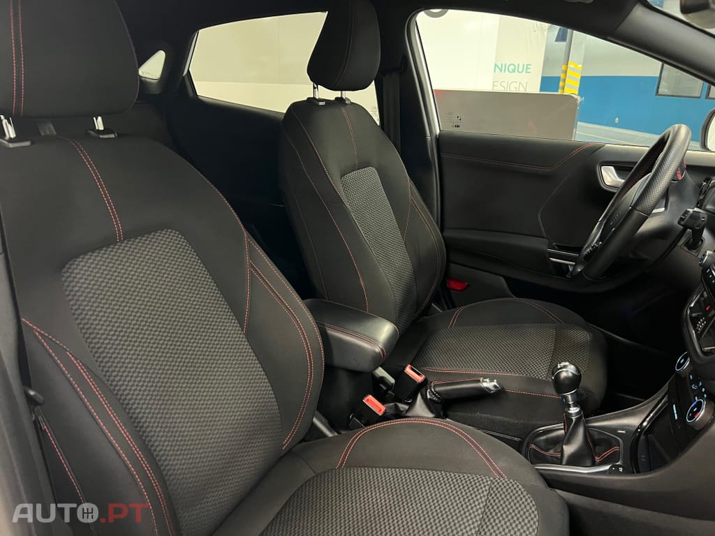 Ford Puma 1.0 EcoBoost MHEV ST-Line