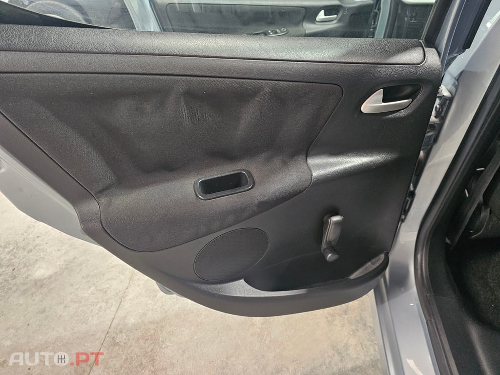 Peugeot 207 1.6HDI