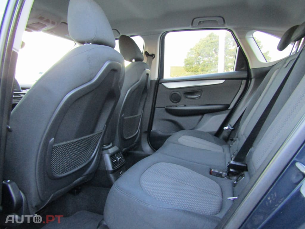 BMW 216 d Advantage