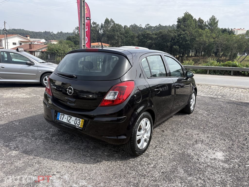Opel Corsa 1.2 Enjoy