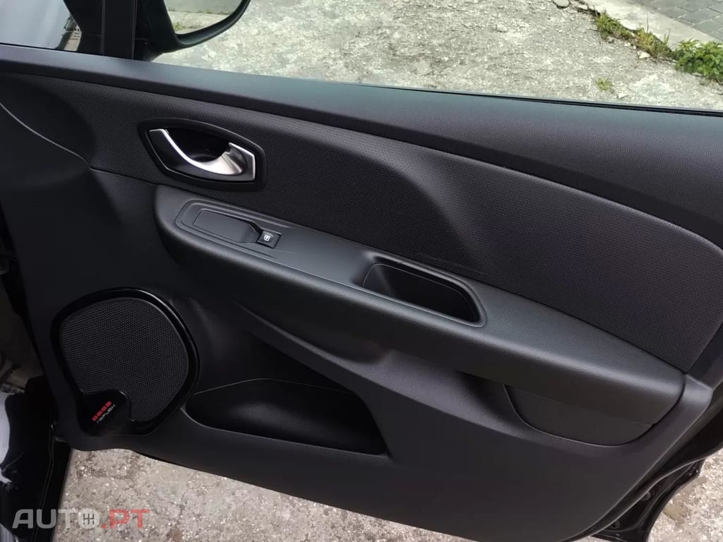 Renault Clio 0.9 TCe Limited Edition