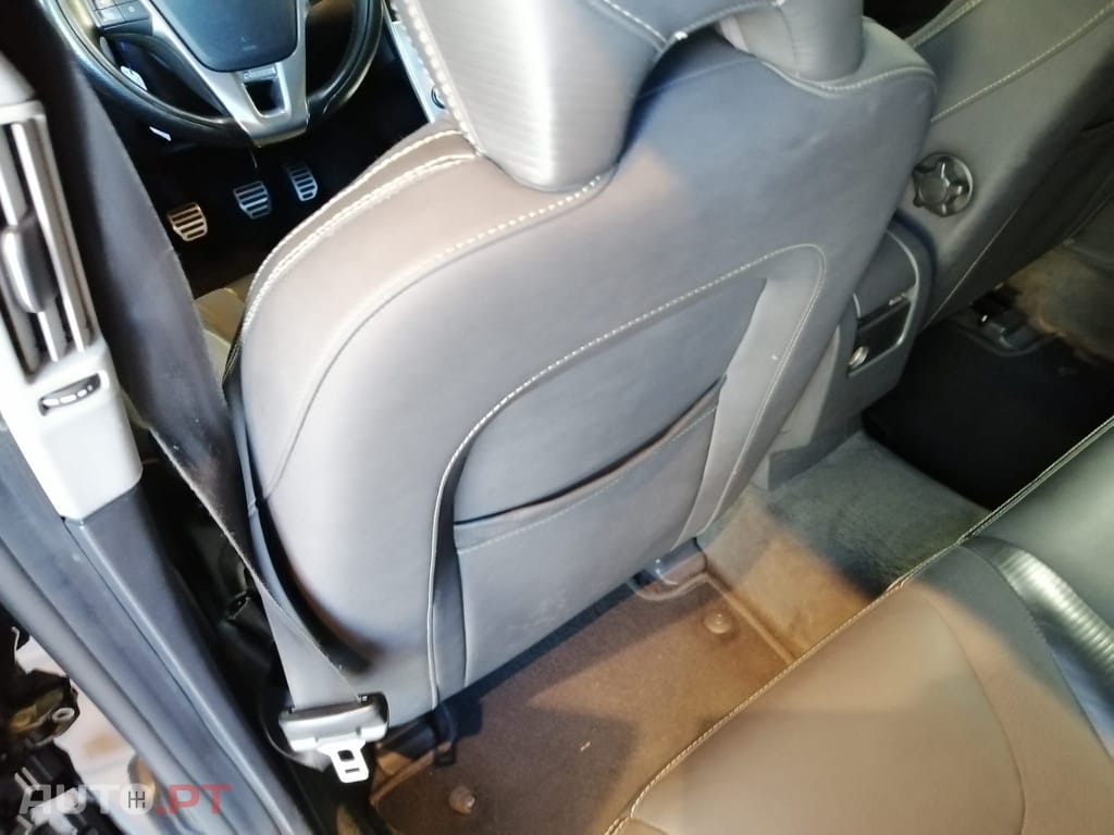 Volvo V60 1.6d  R-design