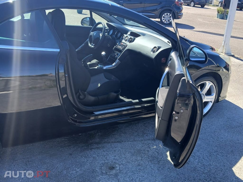 Peugeot 308 CC 2.0 HDi Sport