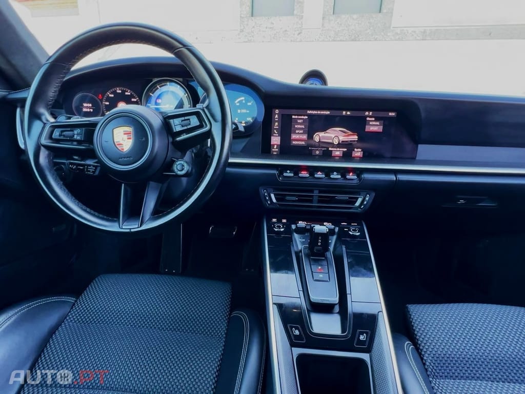 Porsche 911 Carrera 4S PDK