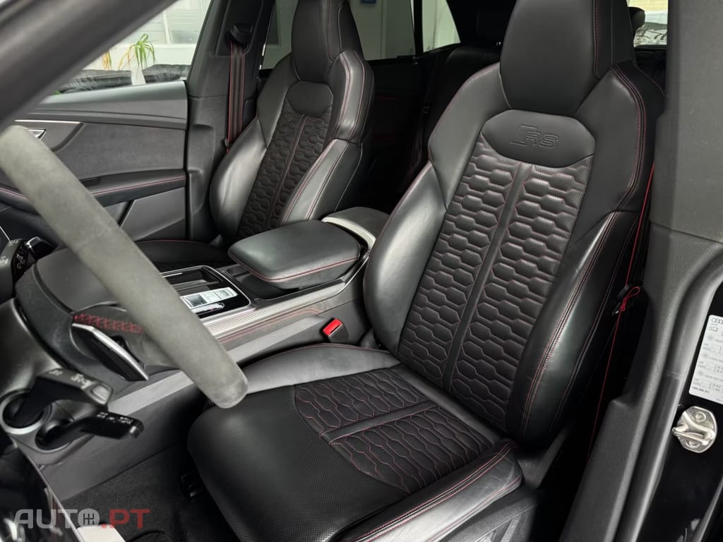 Audi RSQ8 4.0 TFSi quattro Matrix