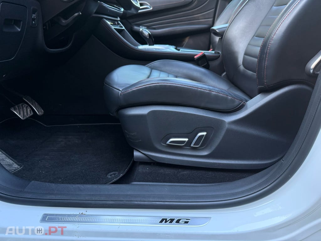 MG EHS 1.5 T-GDI Plug-in Hybrid Luxury