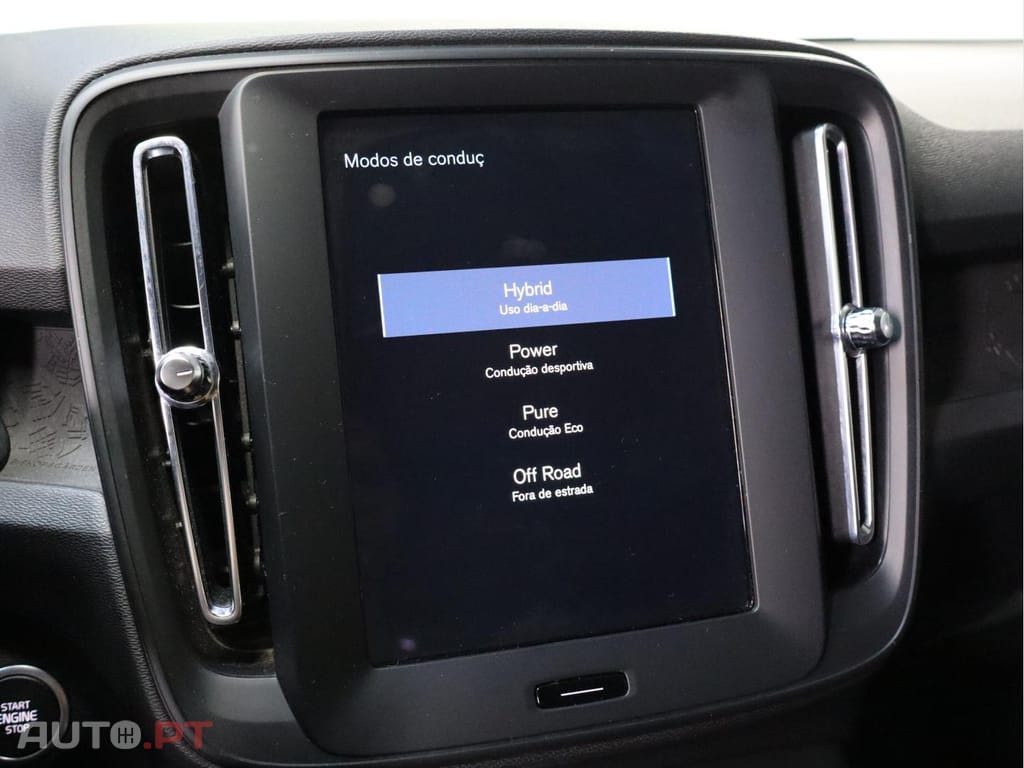 Volvo XC40 1.5 T4 211 PHEV Essential