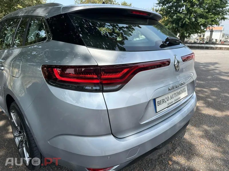 Renault Mégane Sport Tourer 1.6 E-Tech Hybrid