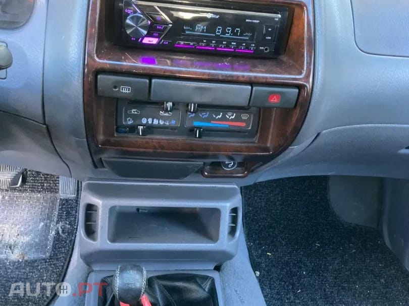 Nissan Terrano II SE