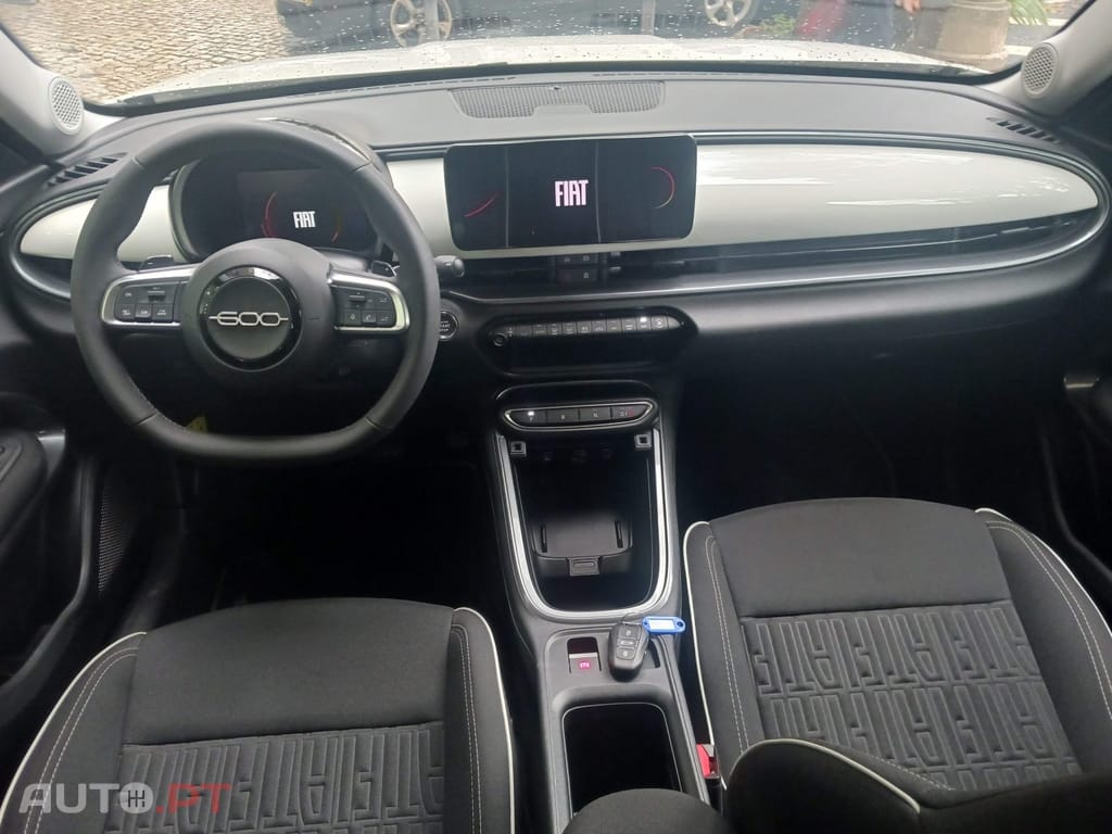 Fiat 600 1.2 Hybrid Icon