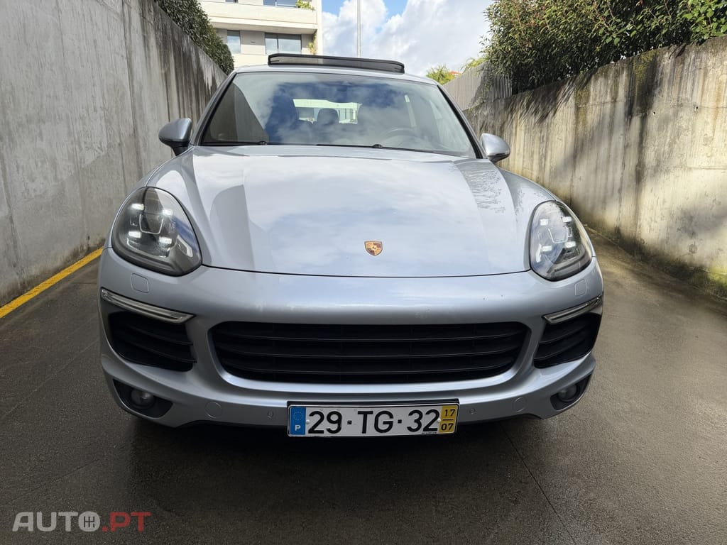 Porsche Cayenne Platinum Edition