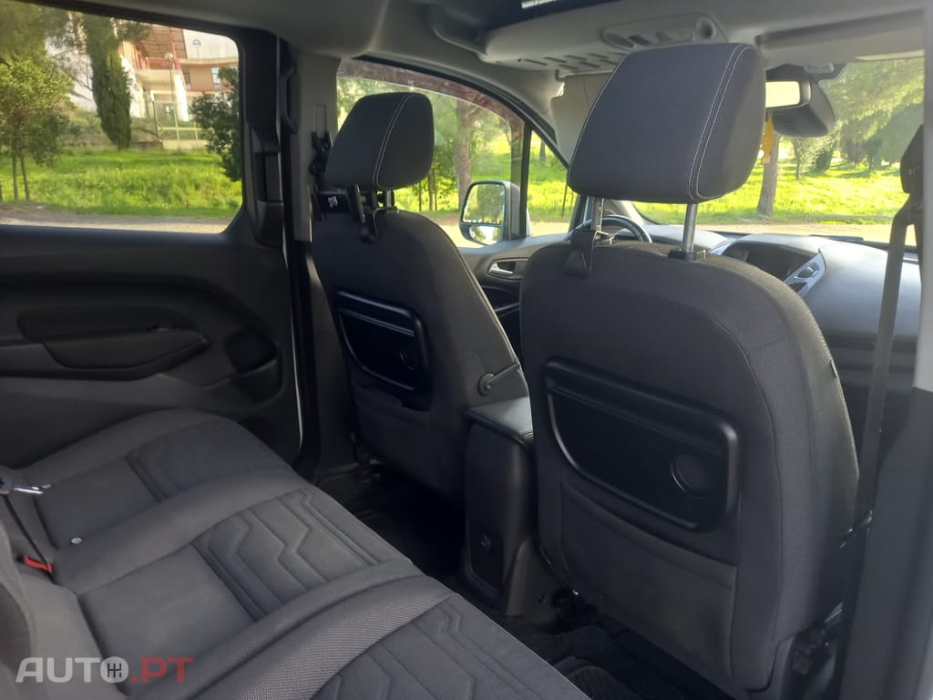 Ford Tourneo Connect Titanium