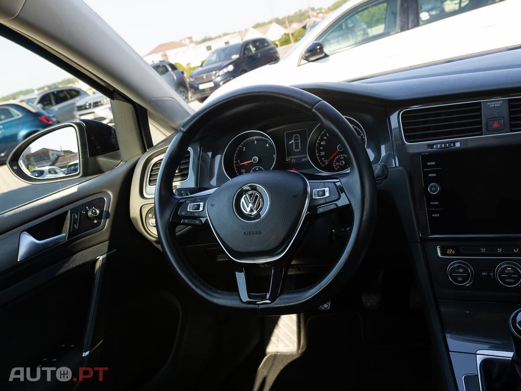 Volkswagen Golf 1.6 TDI Confortline