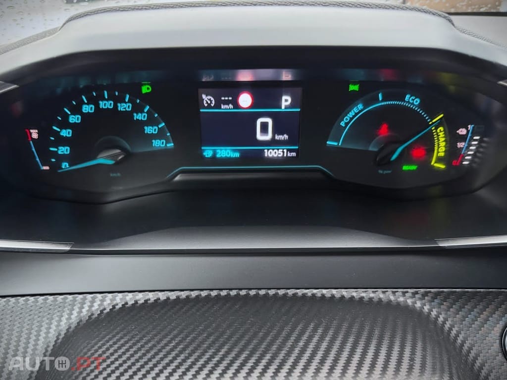 Peugeot E-208 50 kWh Allure Pack