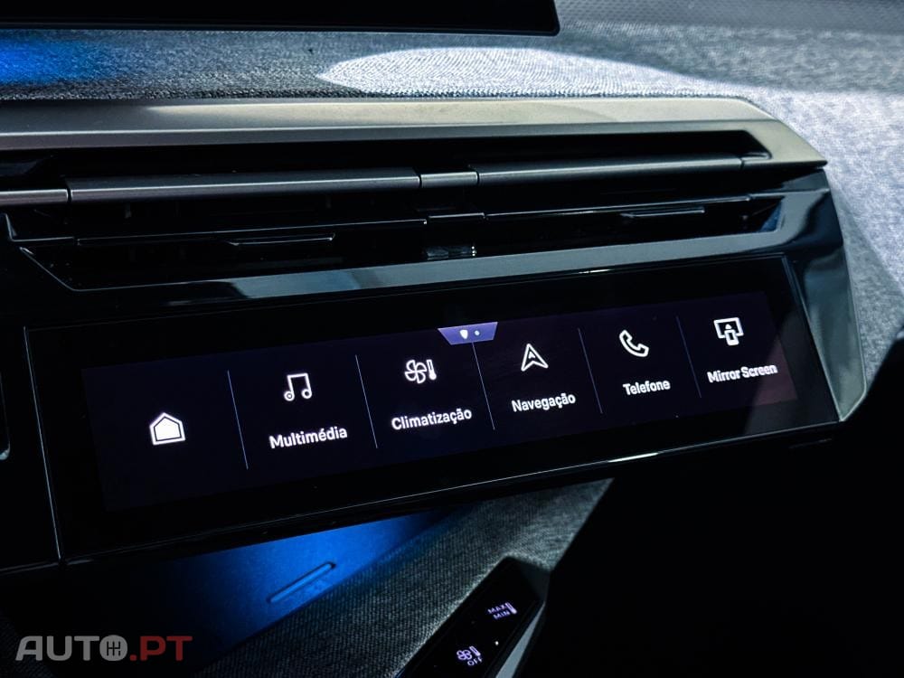 Peugeot 3008 1.2 Hybrid Allure e-DCS6