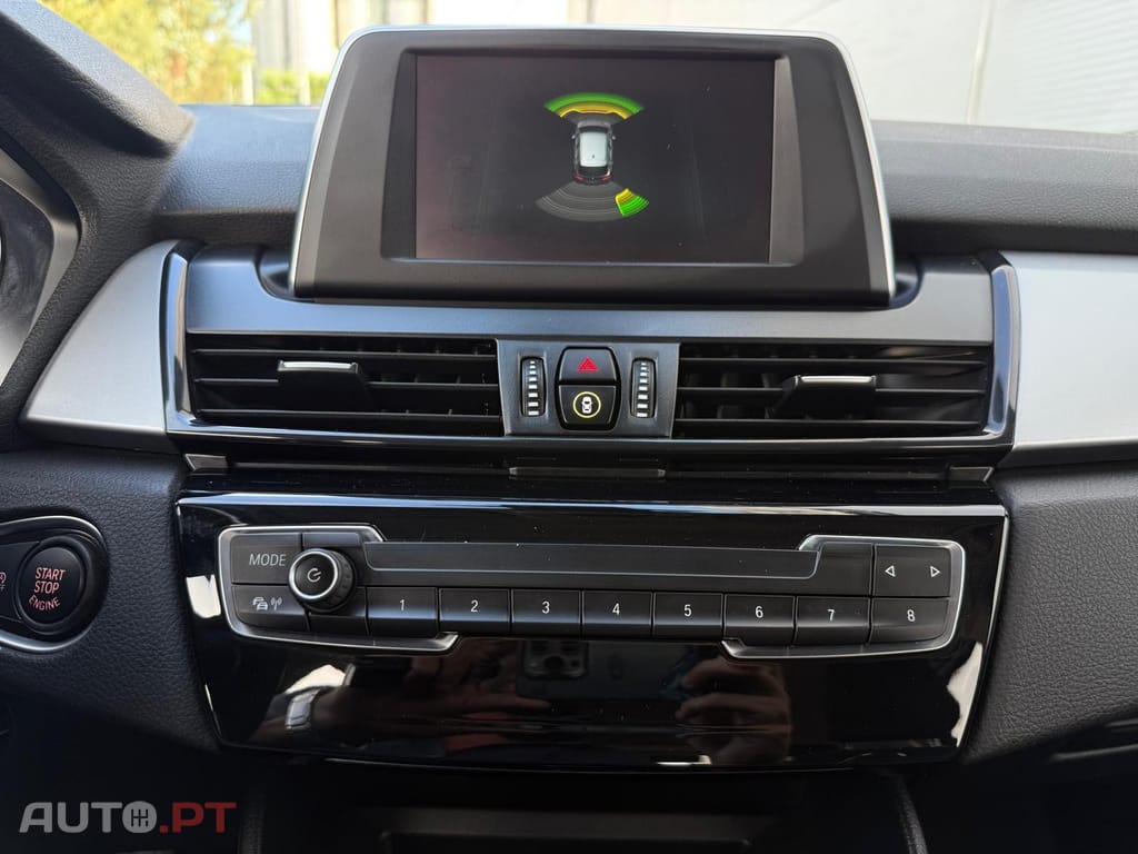 BMW 216 d Advantage