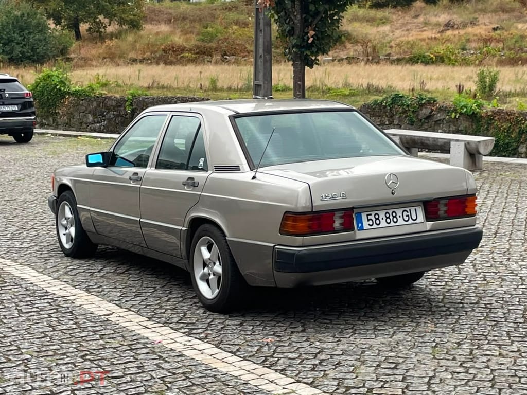 Mercedes-Benz 190 2.0