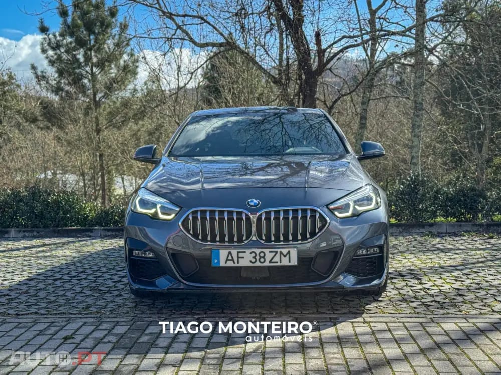 BMW 218 i Pack Desportivo M