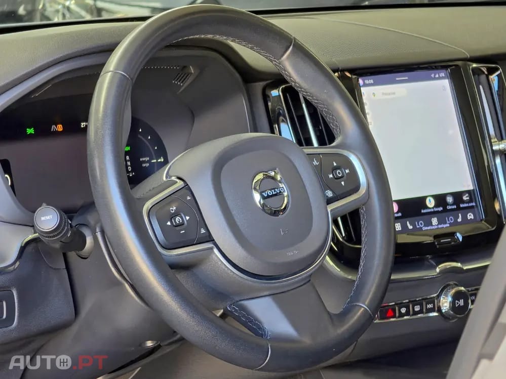 Volvo XC60 2.0 T6 PHEV Inscription AWD