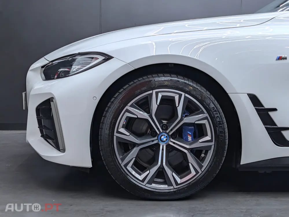 BMW i4 M50 Pack Desportivo M Pro
