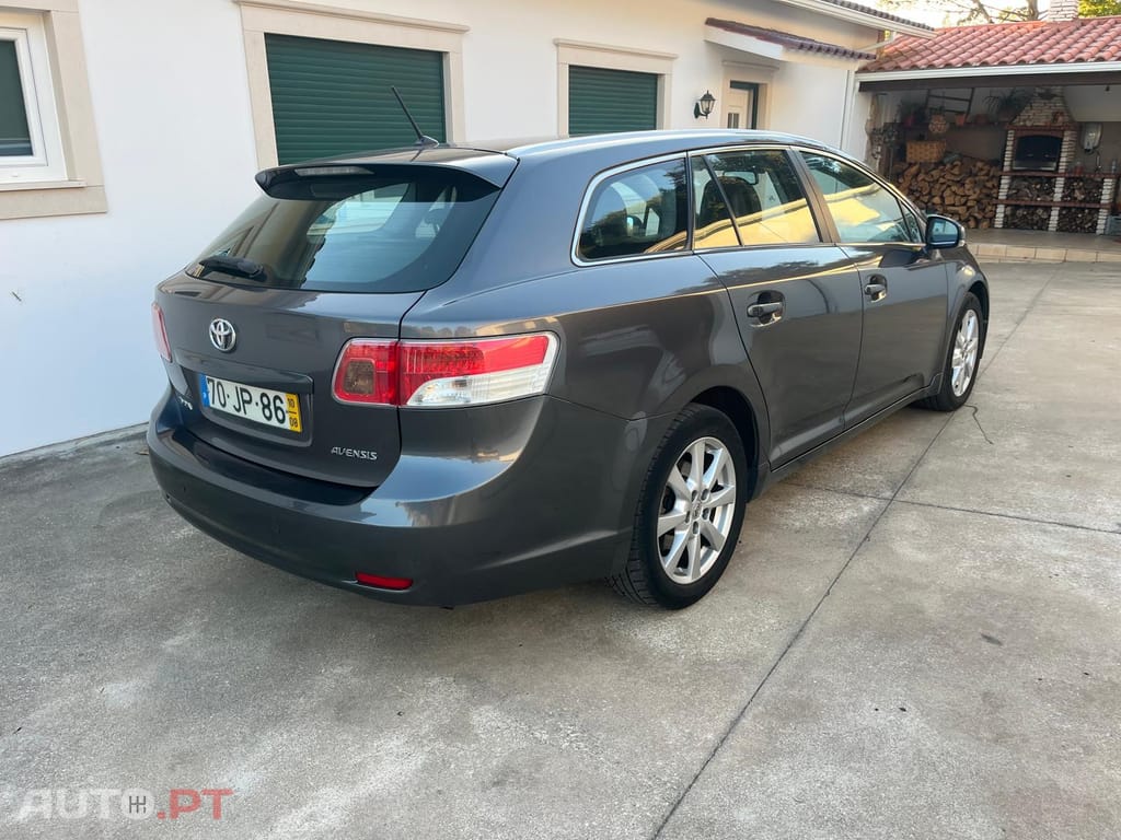 Toyota Avensis SW 2.0 D4D Exclusive