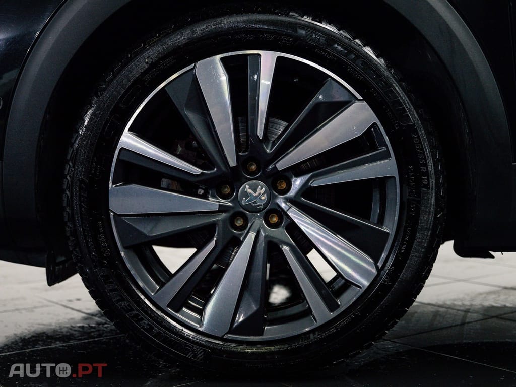 Peugeot 5008 1.5 BlueHDi Allure EAT8