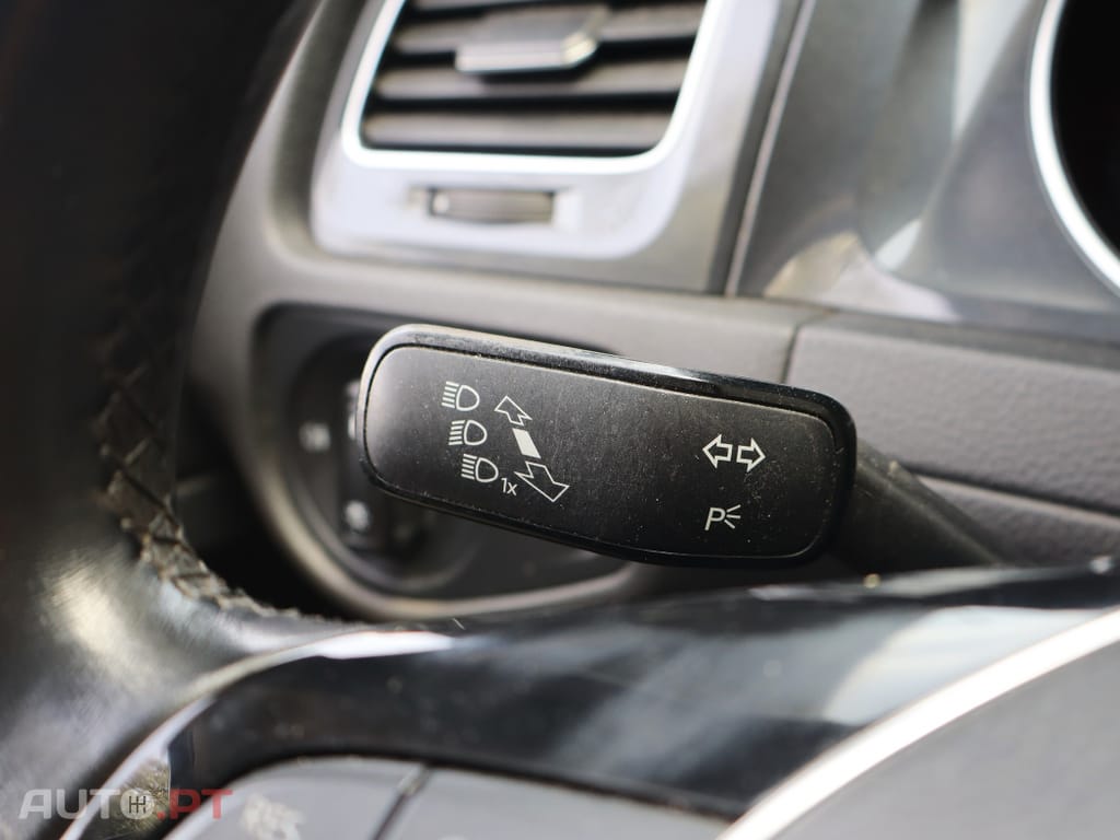 Volkswagen Golf 1.6 TDI Confortline