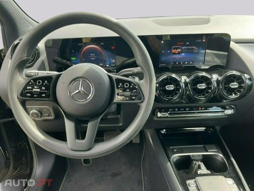 Mercedes-Benz B 250 I.V.A DEDUTIVEL e