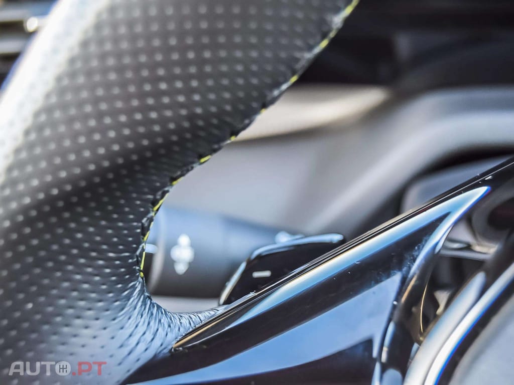 Peugeot 408 1.6 Hybrid GT e-EAT8