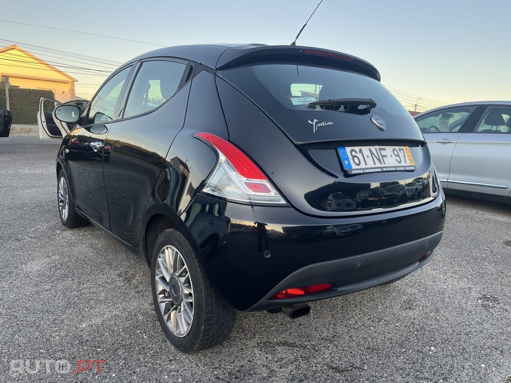 Lancia Ypsilon 1.3 M-jet S&S Gold