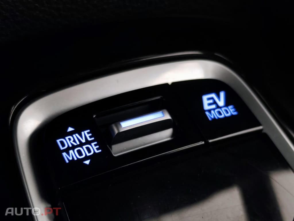 Toyota Corolla Touring Sports 1.8 Hybrid Comfort+P.Sport