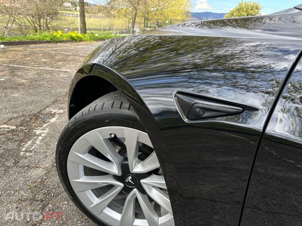 Tesla Model 3 Long Range Tração Integral