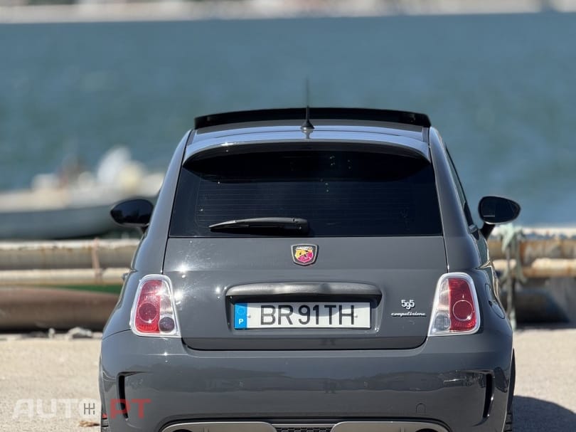 Abarth 595 1.4 T-Jet Competizione MTA