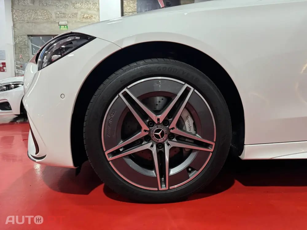 Mercedes-Benz C 300 e AMG Line