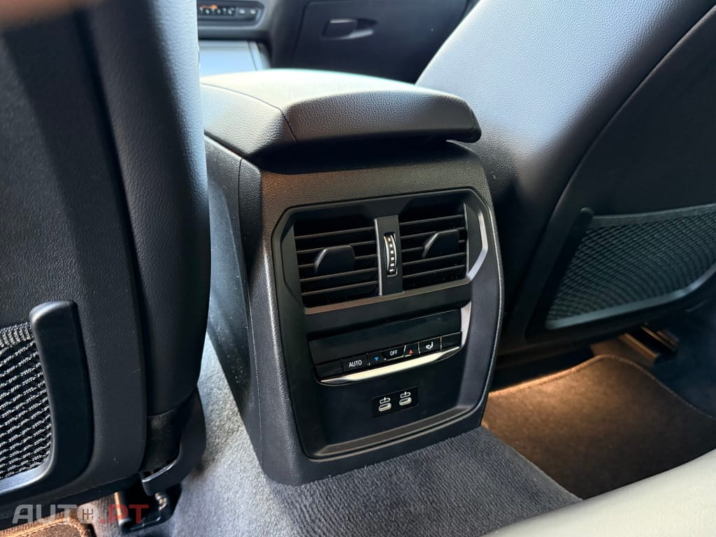 BMW 320 e Touring Corporate Edition Auto