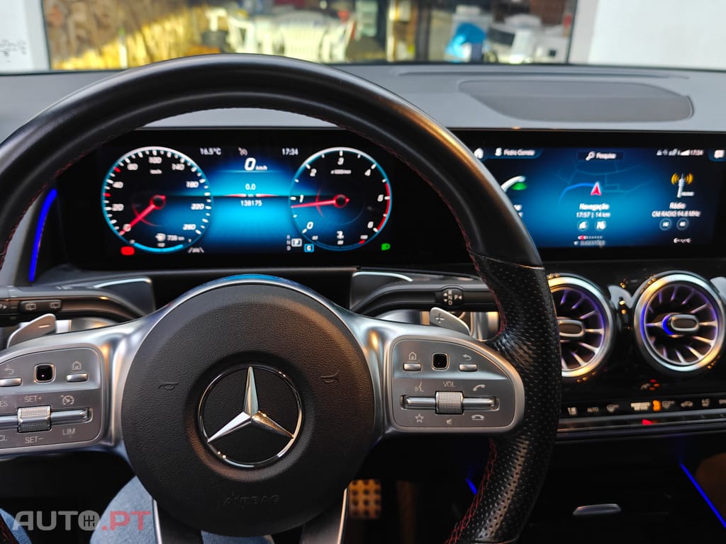 Mercedes-Benz GLB 200 AMG 7 Lugares