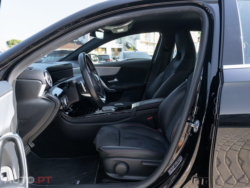 Mercedes-Benz A 250 e AMG Line