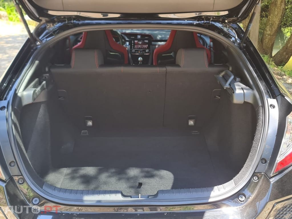 Honda Civic 2.0 i-VTEC Type-R