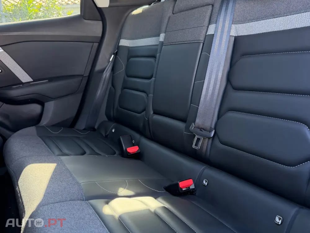 Citroen C4 1.2 PureTech Plus EAT8