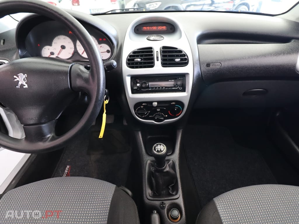 Peugeot 206 1.1 Color Line