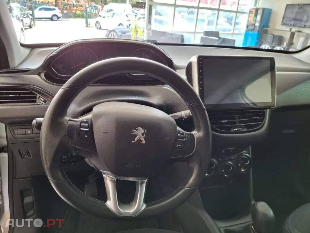 Peugeot 208 1.2 VTi Allure