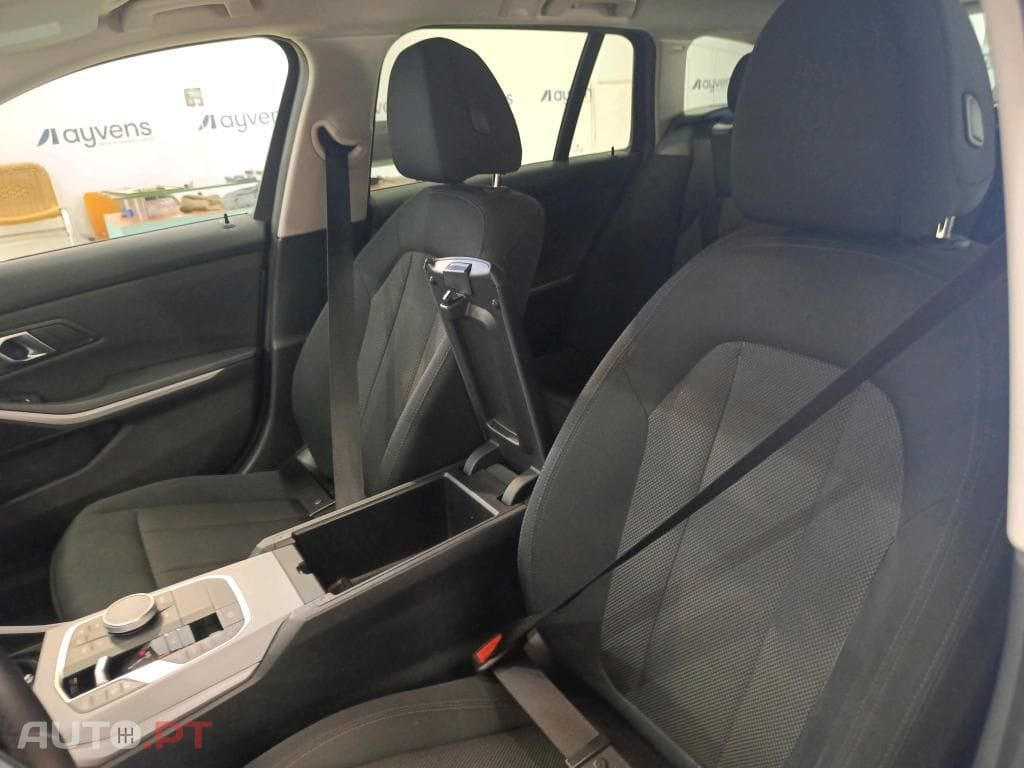 BMW 320 e Auto