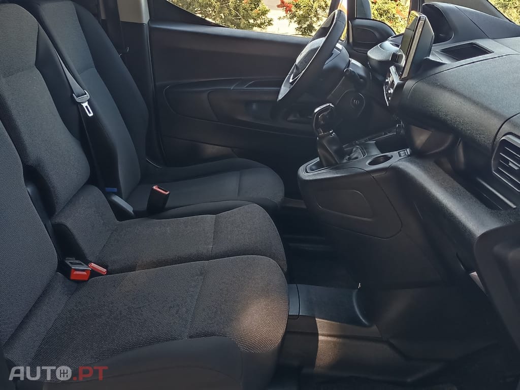 Peugeot Partner 1.5 BlueHDi Pro Longa