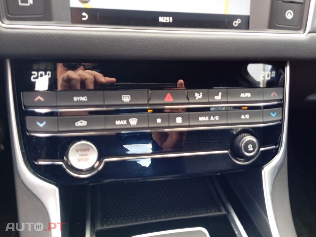 Jaguar XF 20d Aut. R-Sport