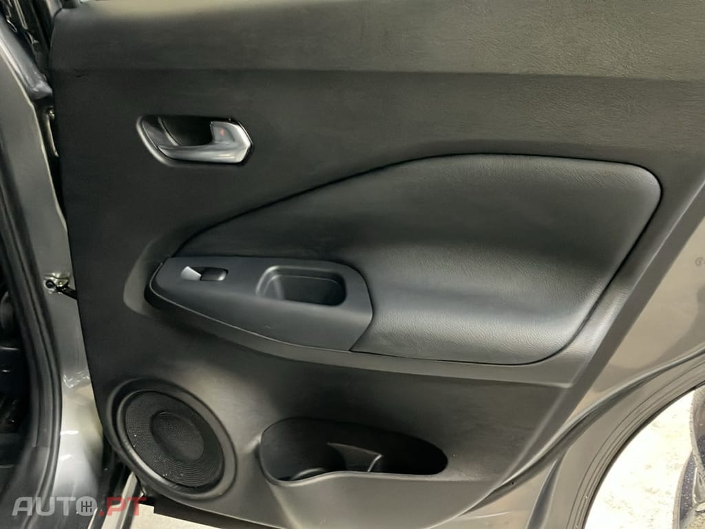 Nissan Juke 1.0 DIG-T 114 N-Connecta