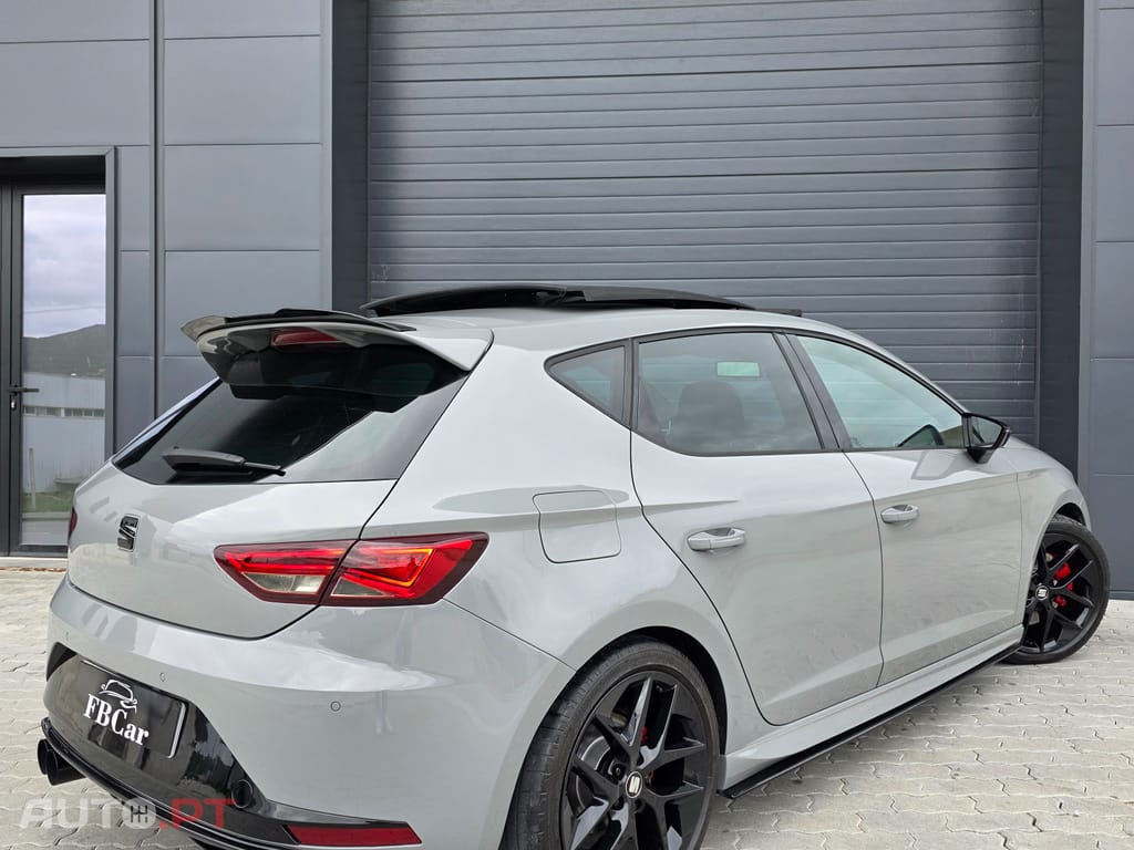 Seat Leon 184 FR Nardo Grey